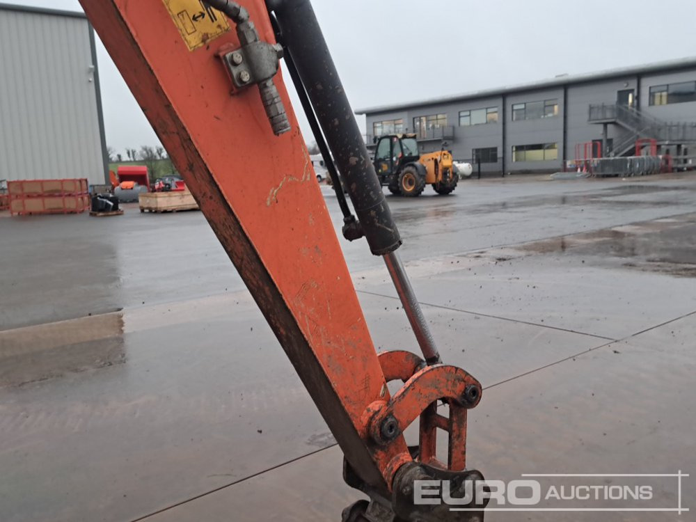 Mini excavator 2017 Hitachi ZX26U-5A CR: picture 20