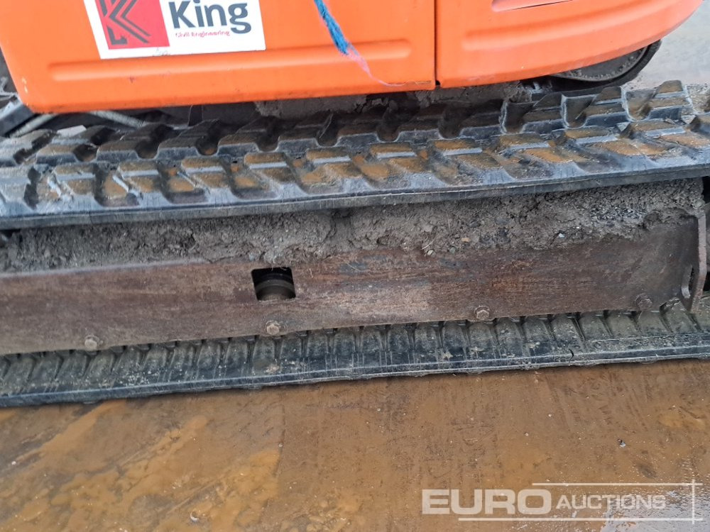 Mini excavator 2017 Hitachi ZX26U-5A CR: picture 10