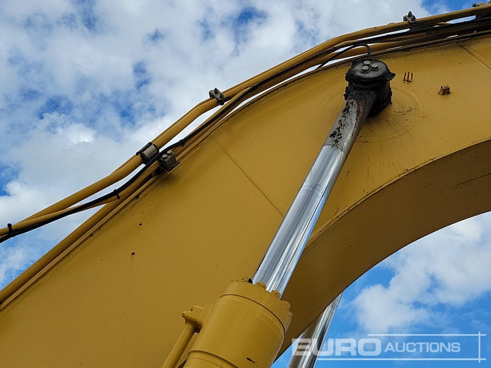 Crawler excavator 2017 Komatsu HB215LC-2: picture 18