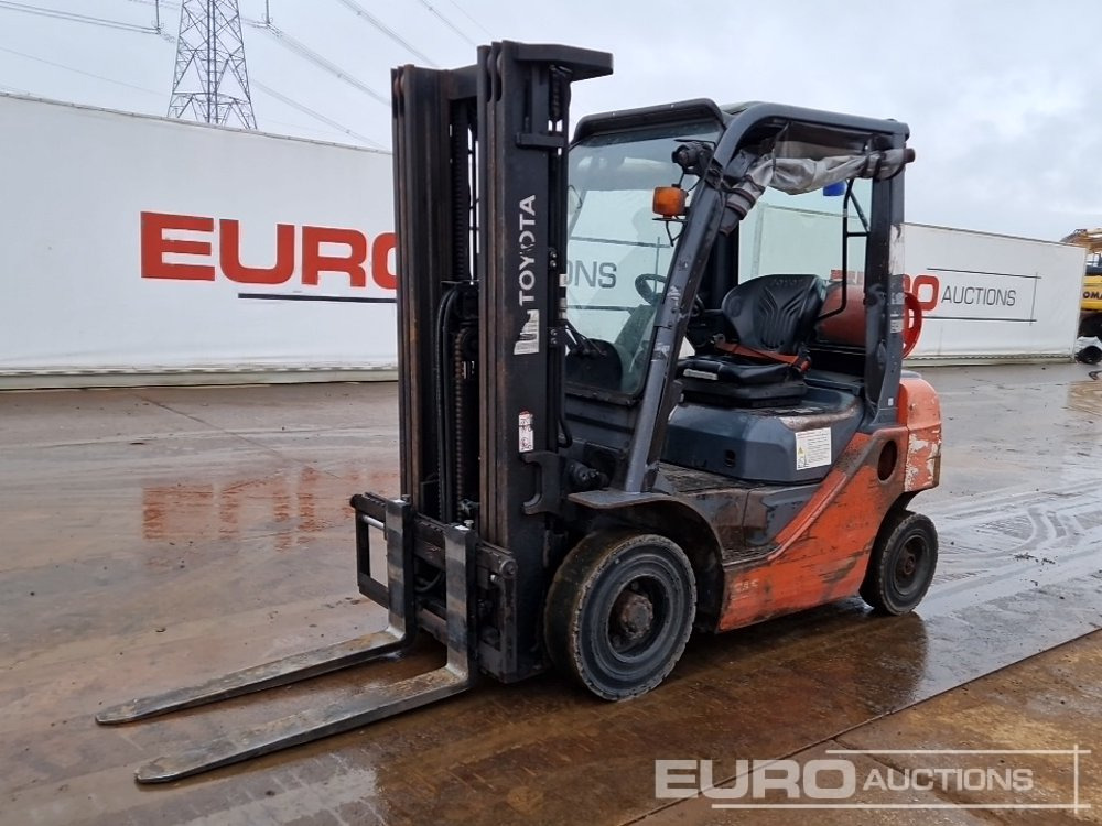 2017 Toyota 02-8FGF20 - Forklift: picture 1 2017 Toyota 02-8FGF20 - Forklift: picture 1