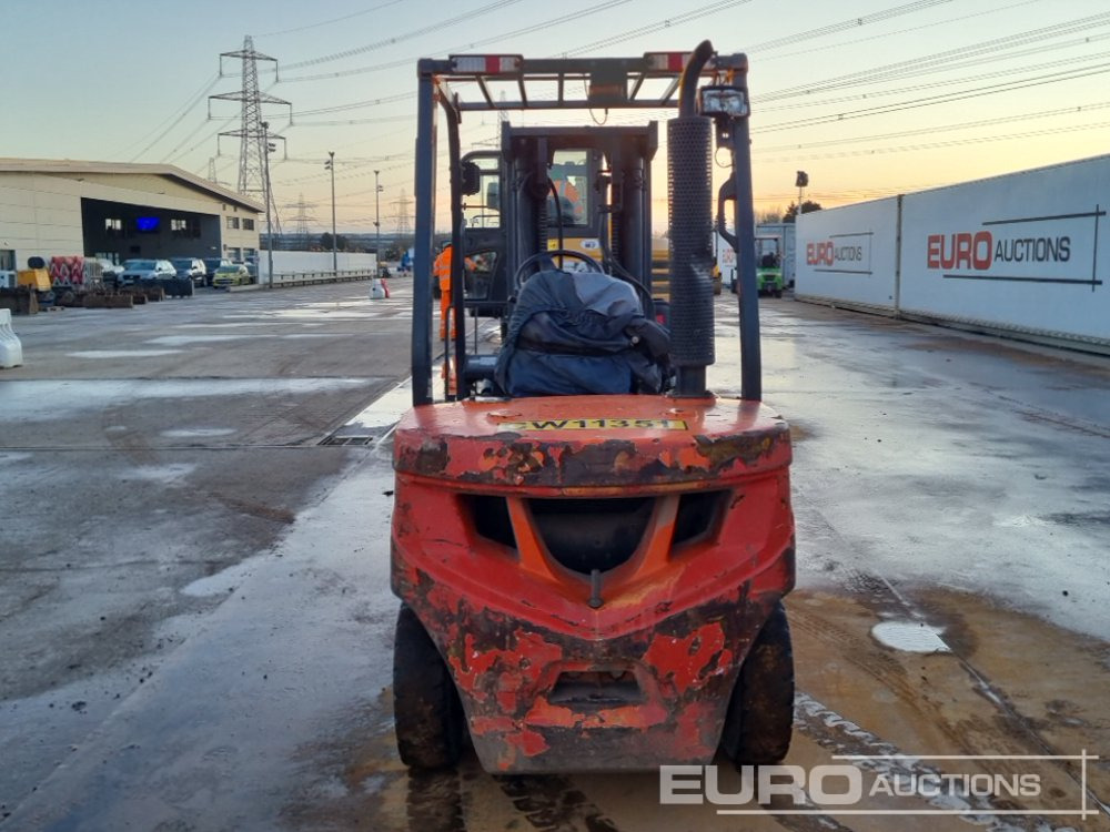 2018 Doosan D30GP - Forklift: picture 4 2018 Doosan D30GP - Forklift: picture 4