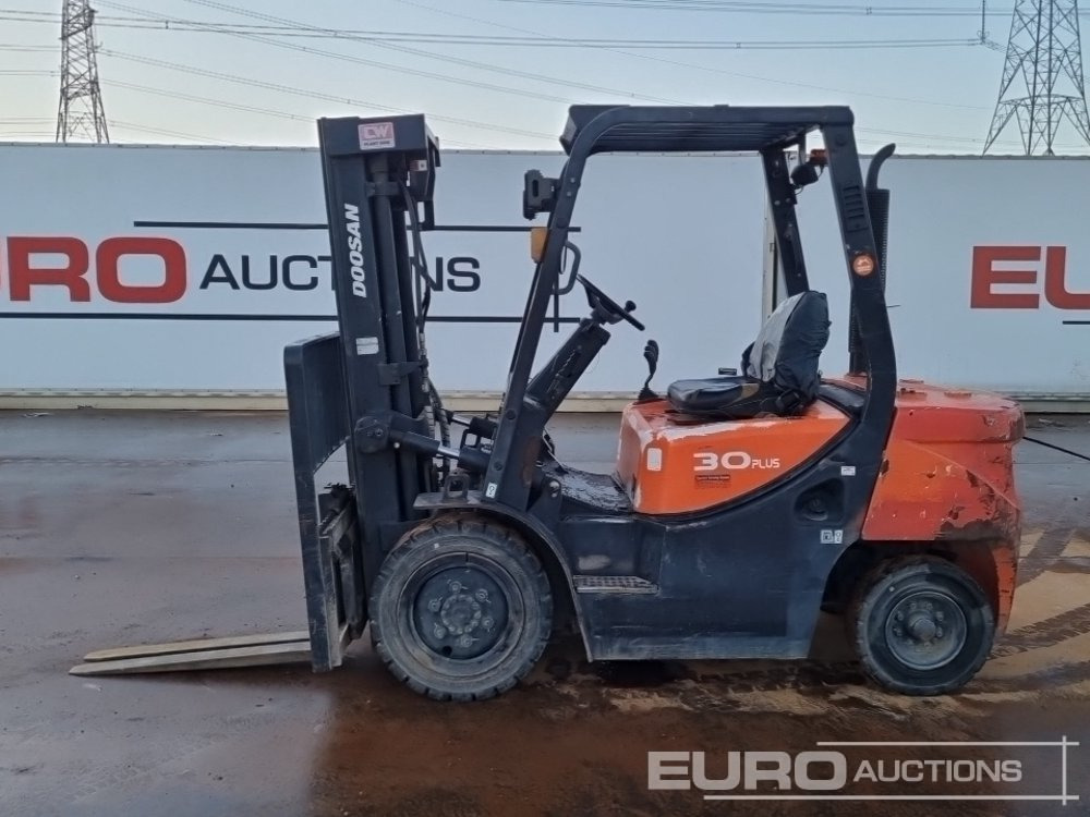 2018 Doosan D30GP - Forklift: picture 2 2018 Doosan D30GP - Forklift: picture 2