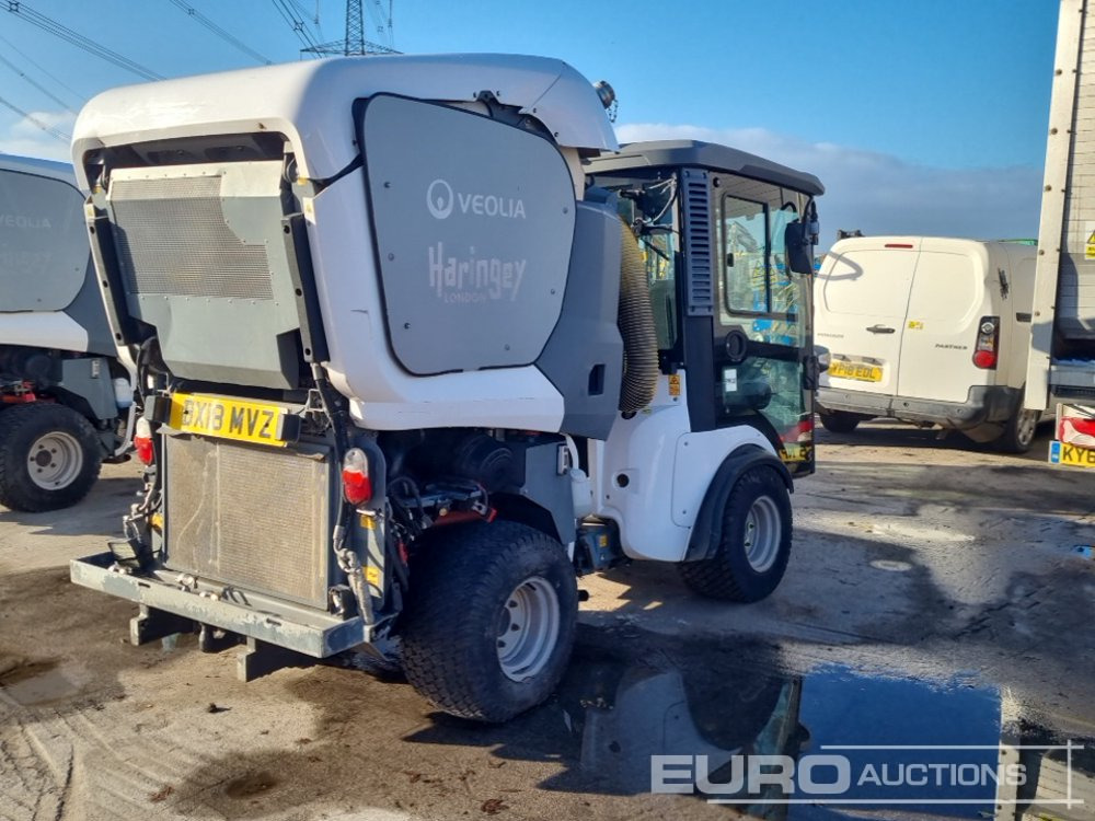 2018 Karcher Articulated Sweeper, Reverse Camera, A/C (Non Runner) - Road sweeper: picture 5 2018 Karcher Articulated Sweeper, Reverse Camera, A/C (Non Runner) - Road sweeper: picture 5