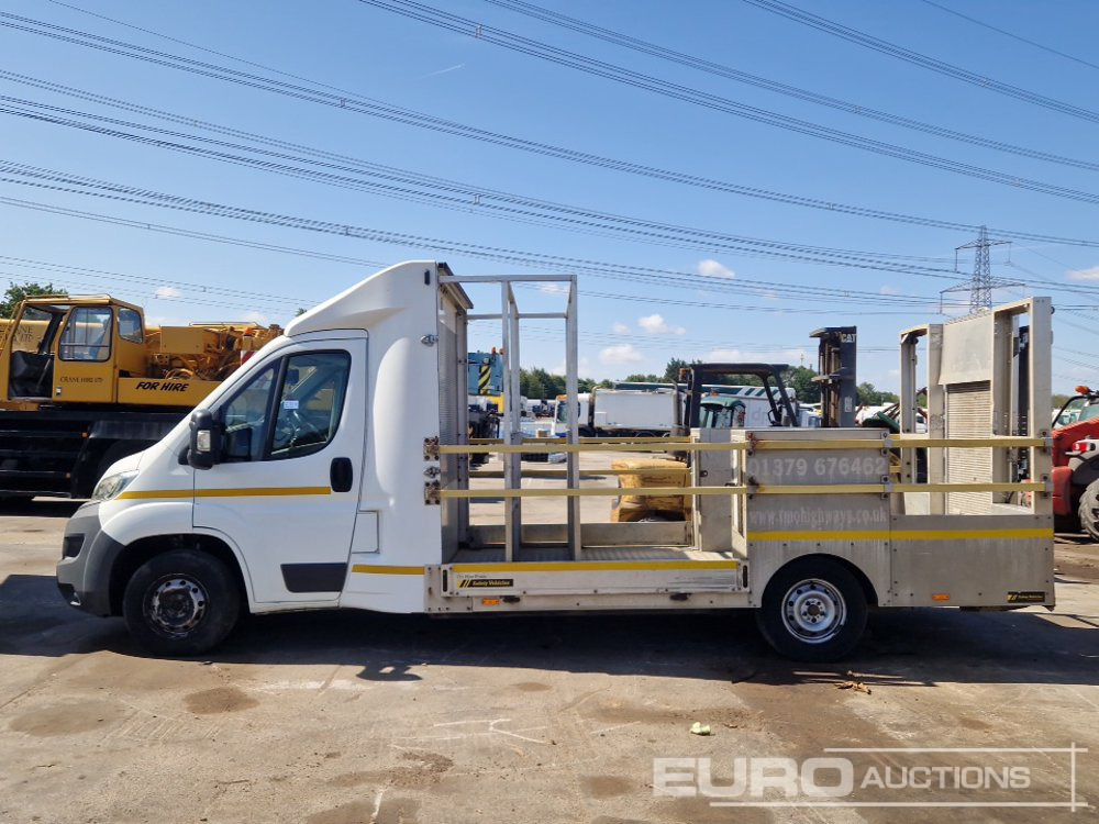 2019 Citreon Relay 35 - Flatbed van: picture 2 2019 Citreon Relay 35 - Flatbed van: picture 2