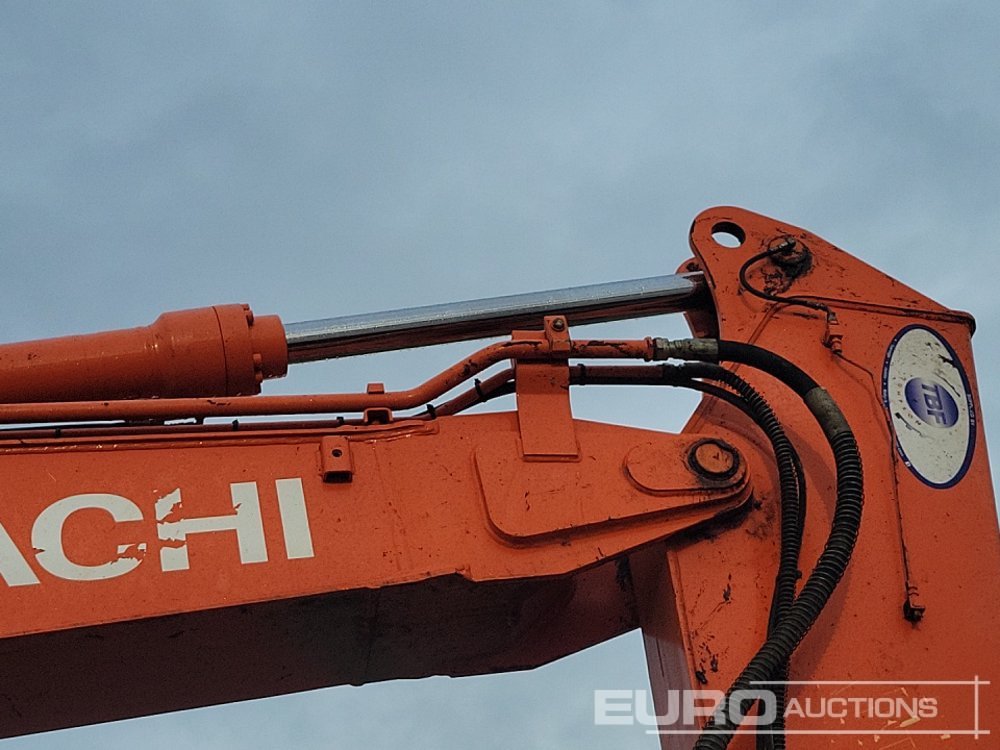Crawler excavator 2019 Hitachi ZX135US-6: picture 19