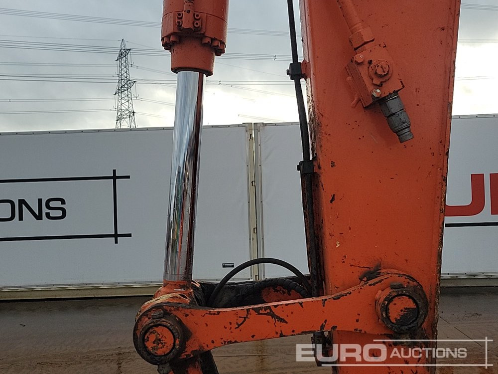 Crawler excavator 2019 Hitachi ZX135US-6: picture 25