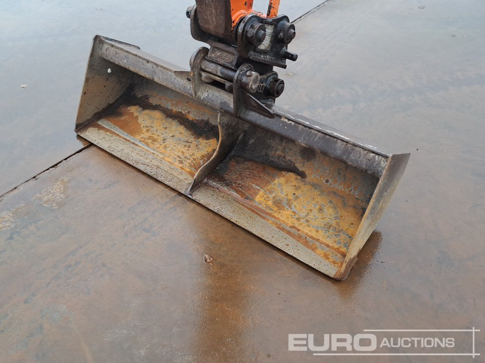 Mini excavator 2019 Hitachi ZX26U-5A CR: picture 19