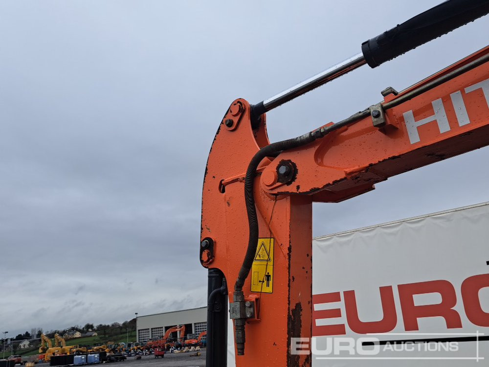 Mini excavator 2019 Hitachi ZX26U-5A CR: picture 15