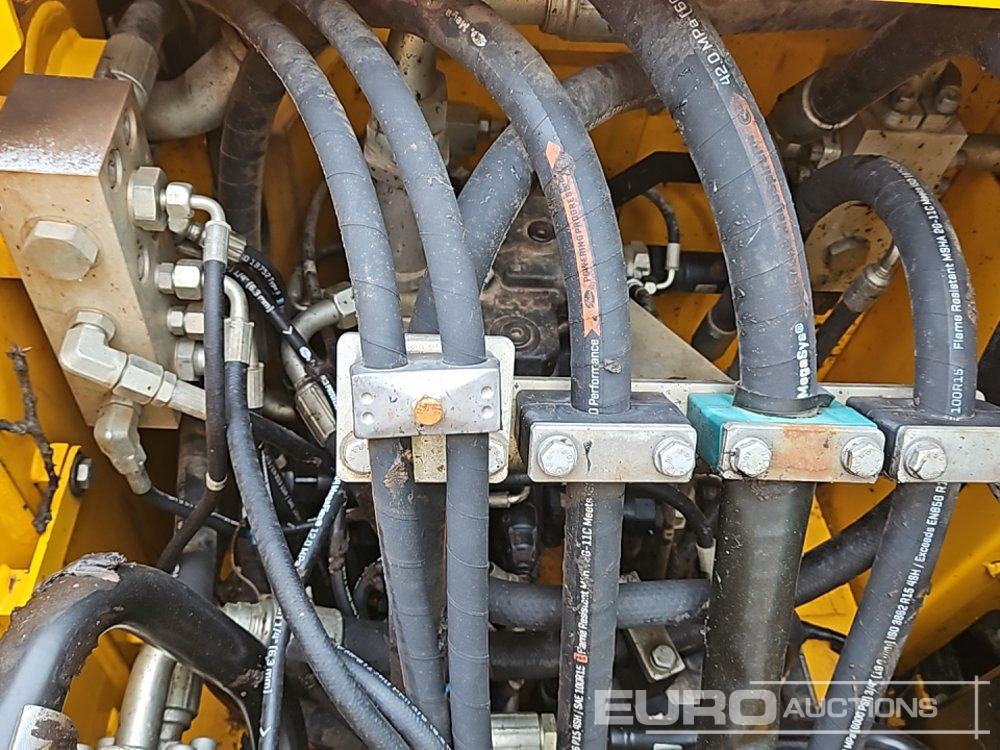 Crawler excavator 2019 JCB 131XL: picture 41