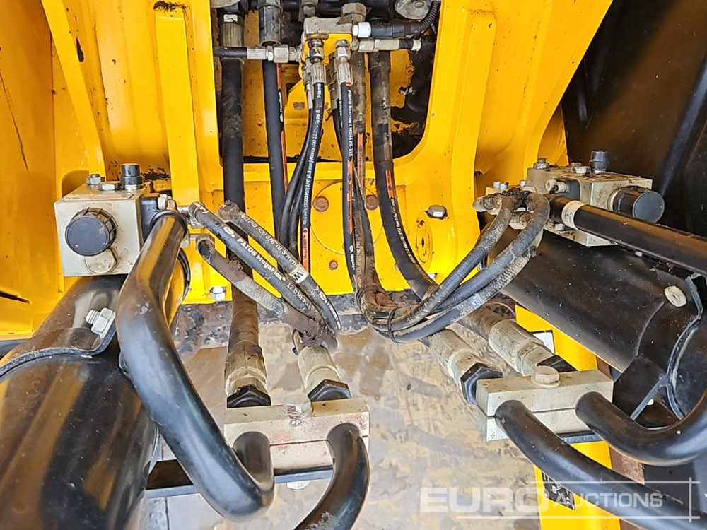 Crawler excavator 2019 JCB 131XL: picture 40
