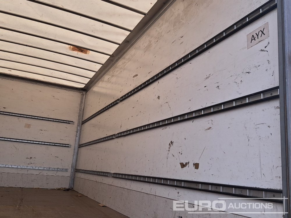 Box truck 2020 DAF LF180: picture 21