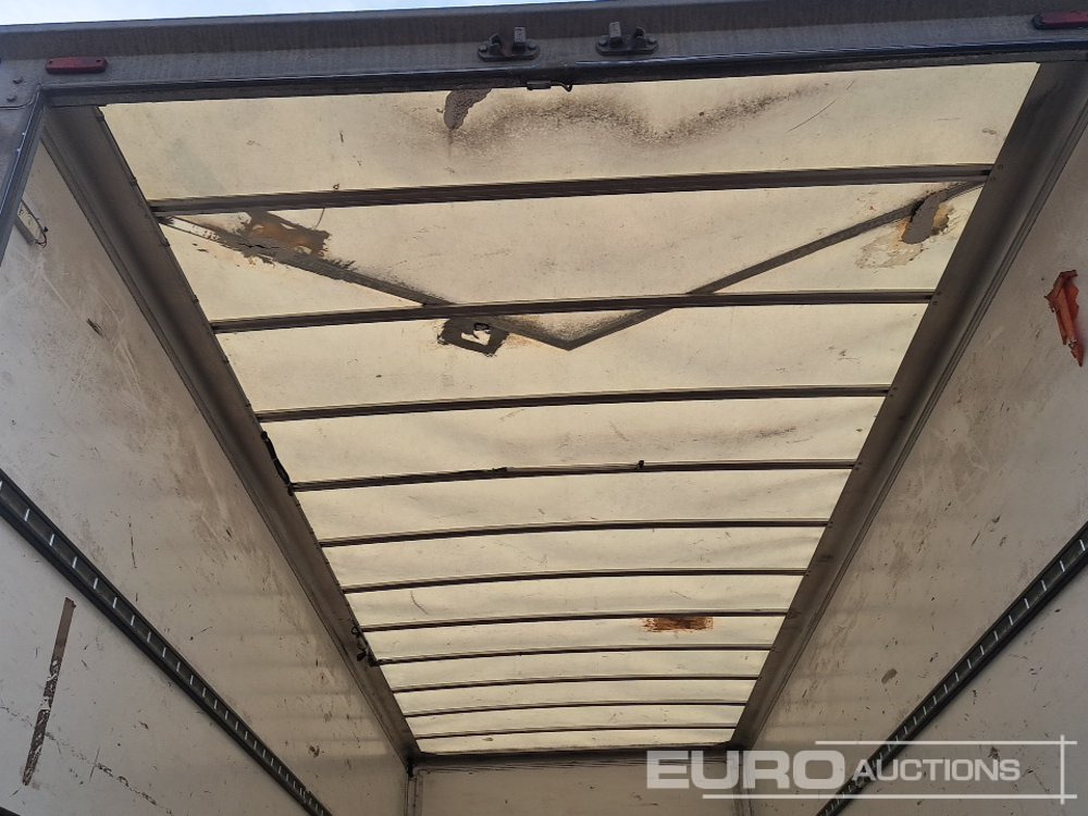 Box truck 2020 DAF LF180: picture 19