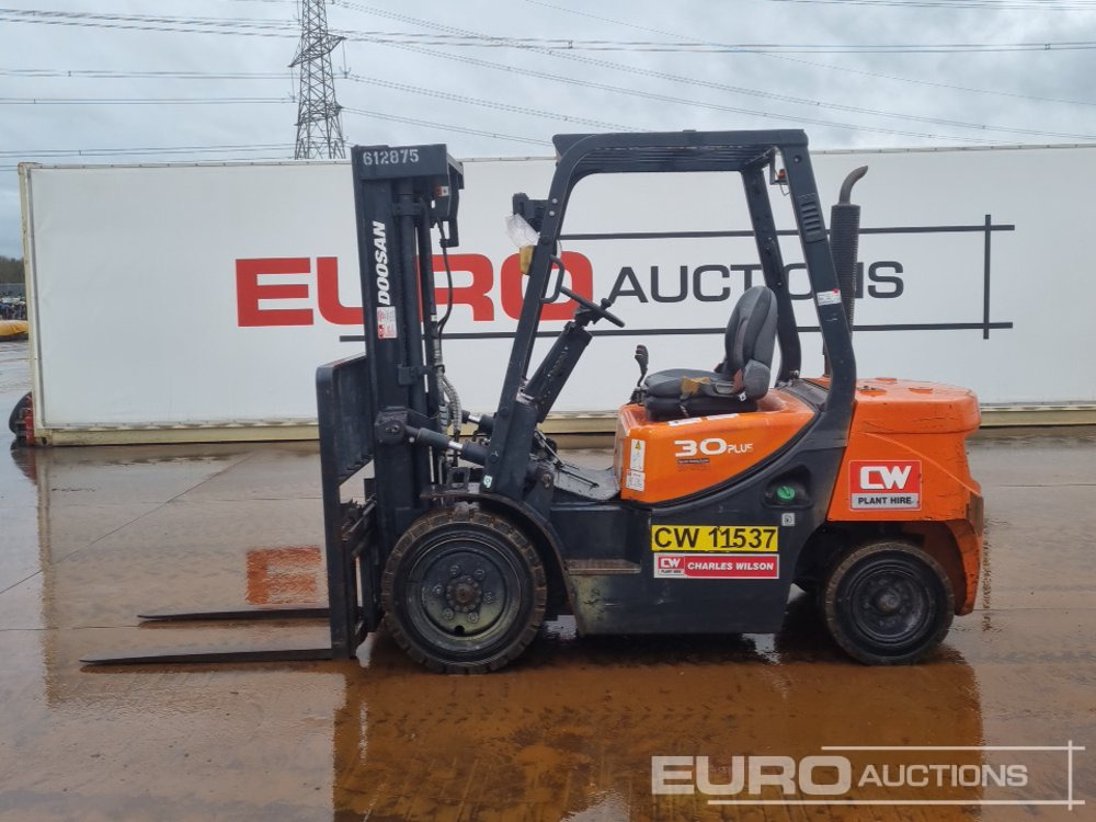 2020 Doosan D30GP - Forklift: picture 2 2020 Doosan D30GP - Forklift: picture 2