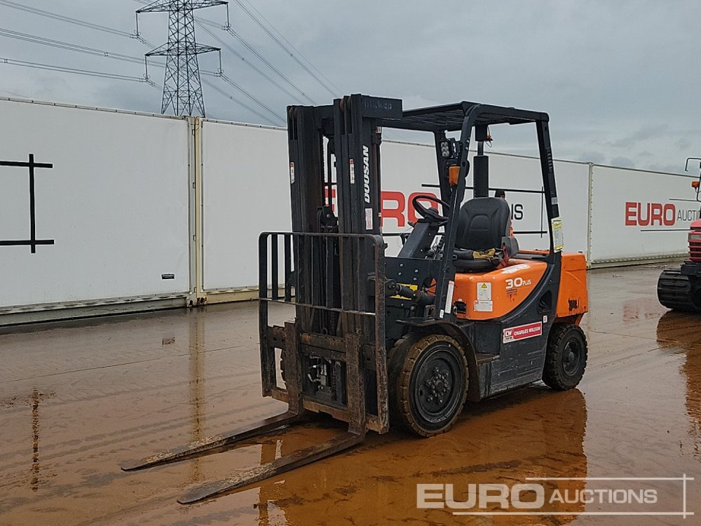 2020 Doosan D30GP - Forklift: picture 3 2020 Doosan D30GP - Forklift: picture 3