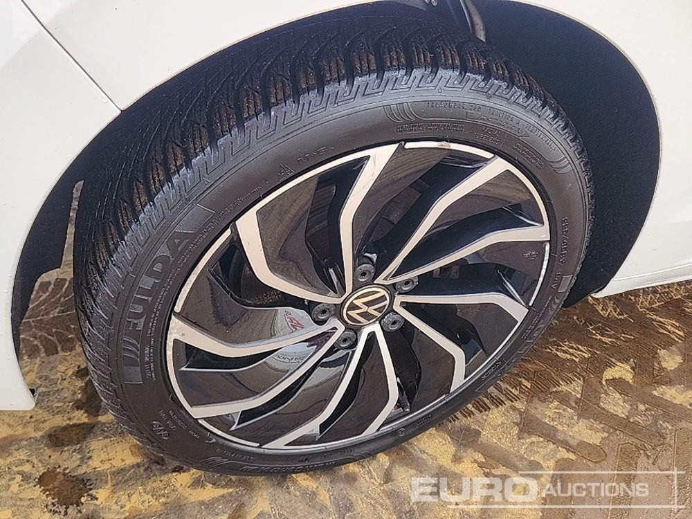 Car 2020 Volkswagen Golf: picture 7