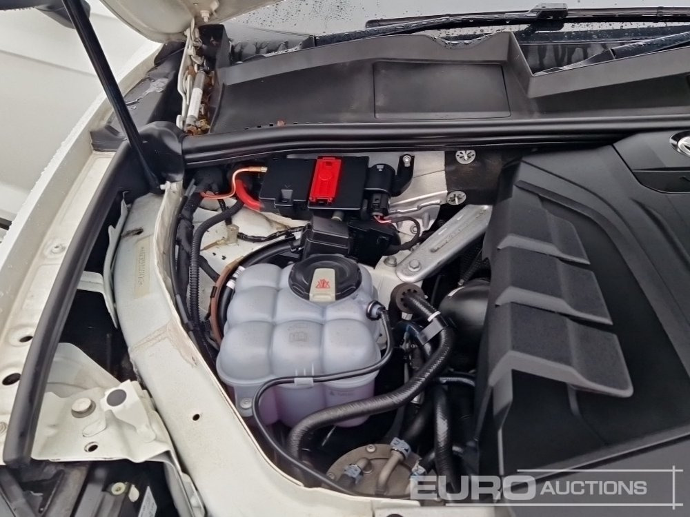 SUV 2020 Volkswagen Touareg: picture 41