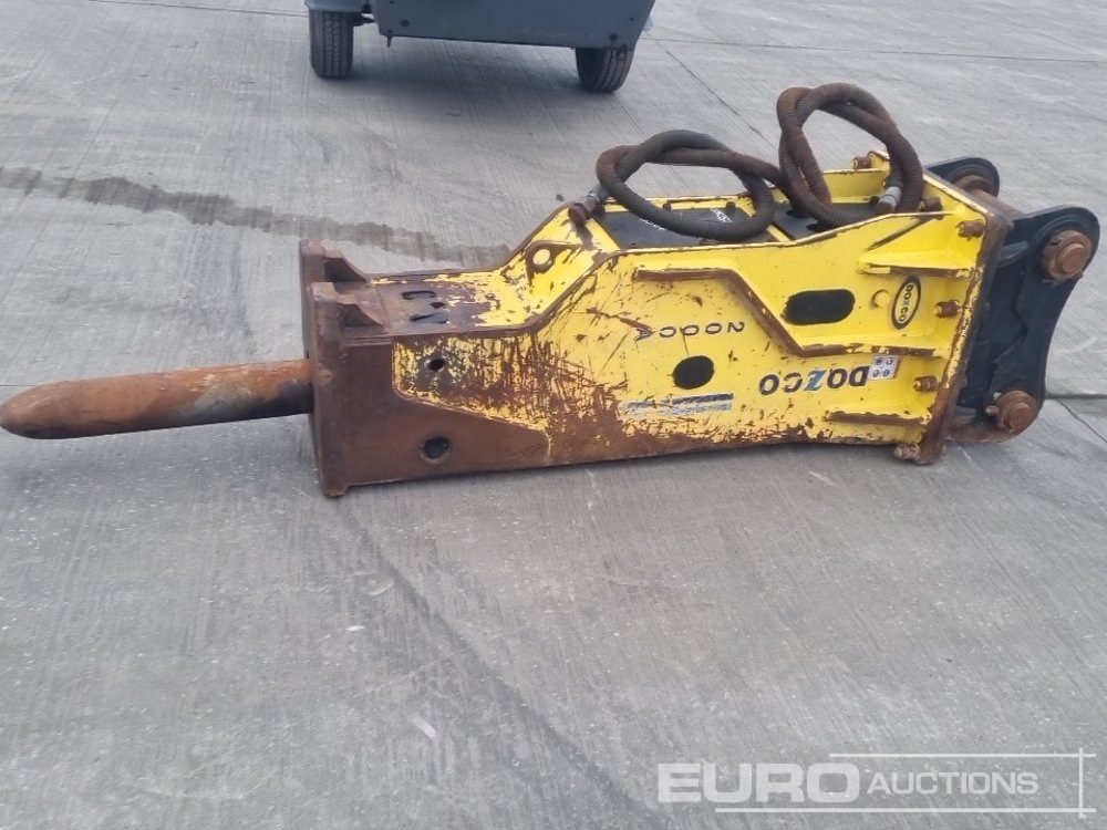 2021 DOZCO 2000A Hydraulic Breaker 80mm Pin to suit 20 Ton Excavator - Hydraulic hammer: picture 2 2021 DOZCO 2000A Hydraulic Breaker 80mm Pin to suit 20 Ton Excavator - Hydraulic hammer: picture 2