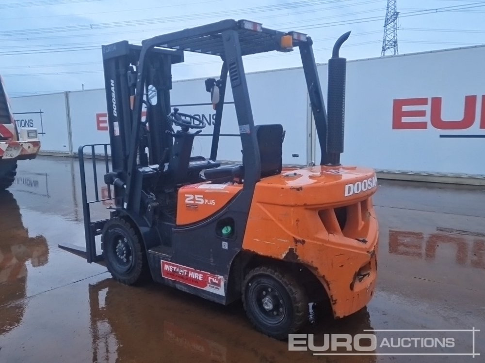 2021 Doosan D25GP - Forklift: picture 3 2021 Doosan D25GP - Forklift: picture 3