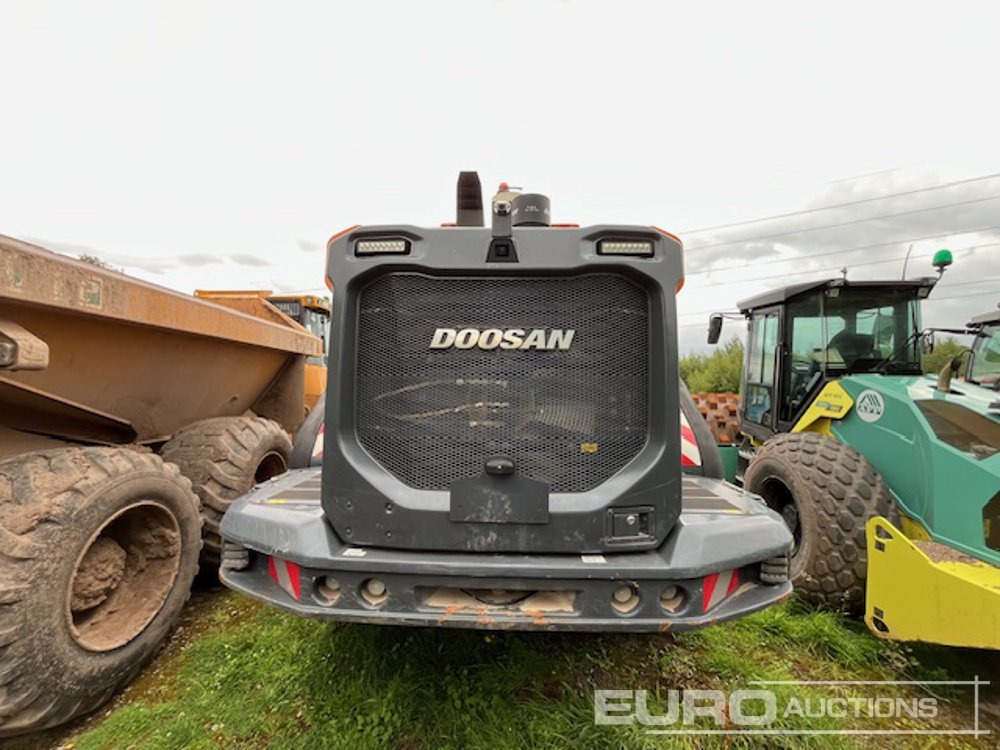 2021 Doosan DL320-7 - Wheel loader: picture 4 2021 Doosan DL320-7 - Wheel loader: picture 4
