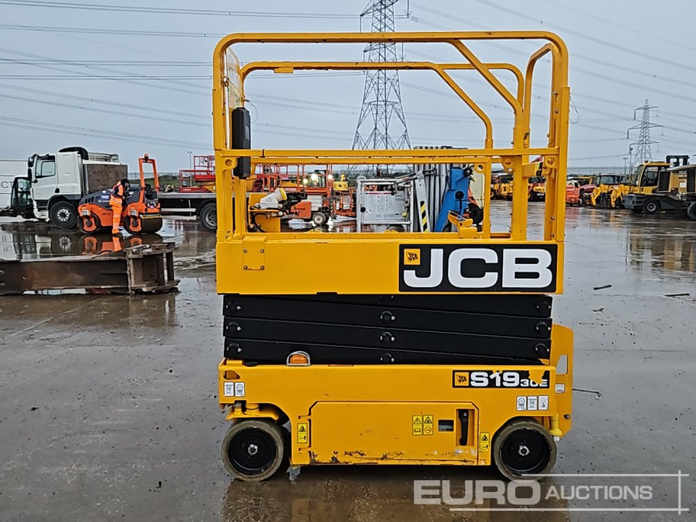 2021 JCB S1930E - Scissor lift: picture 2 2021 JCB S1930E - Scissor lift: picture 2