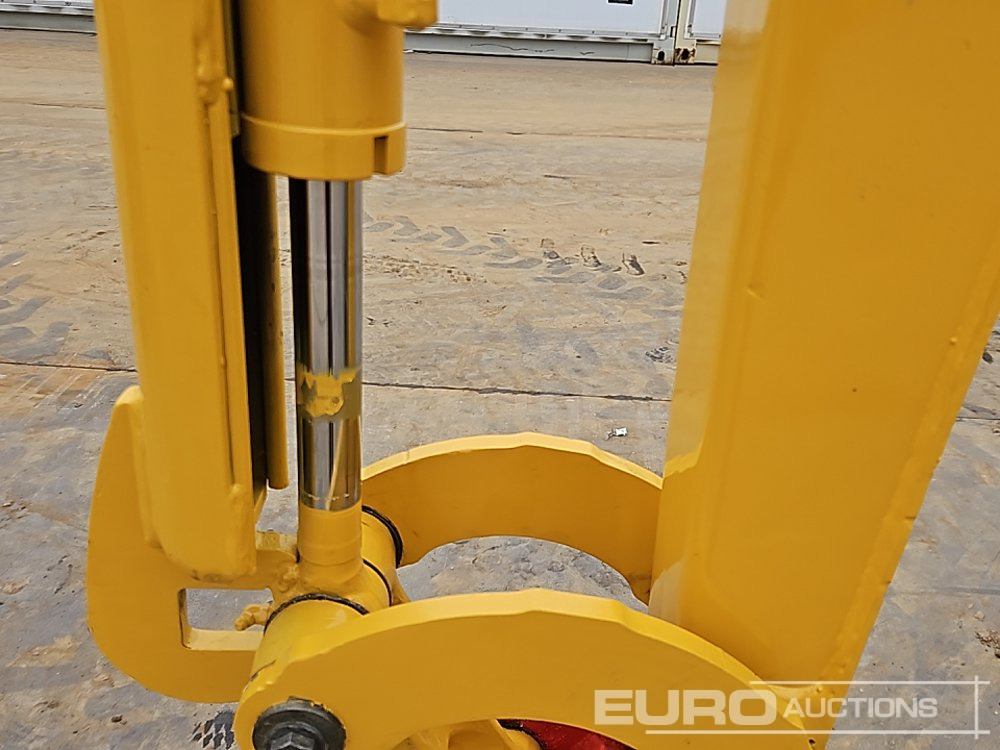 Mini excavator 2021 Komatsu PC14R-3 HS: picture 38