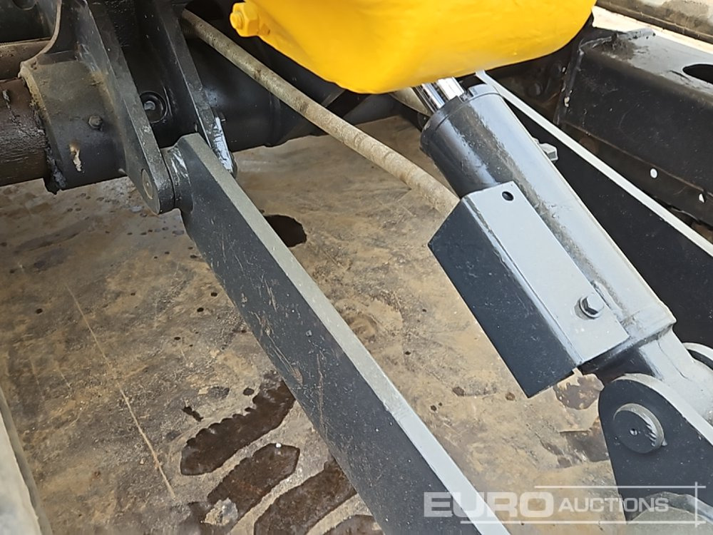 Mini excavator 2021 Komatsu PC14R-3 HS: picture 28