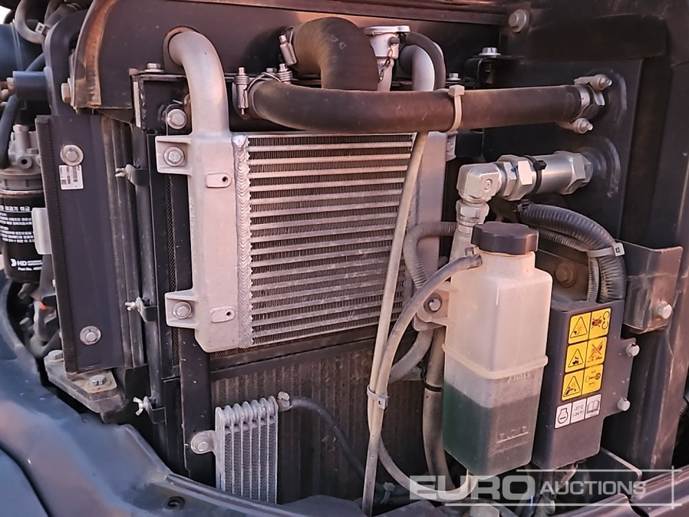 Mini excavator 2022 Develon DX55R-7: picture 42