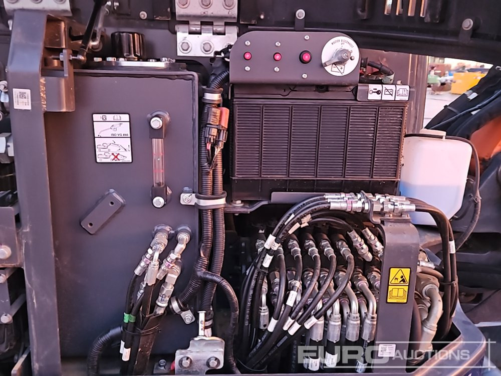 Mini excavator 2022 Develon DX55R-7: picture 46