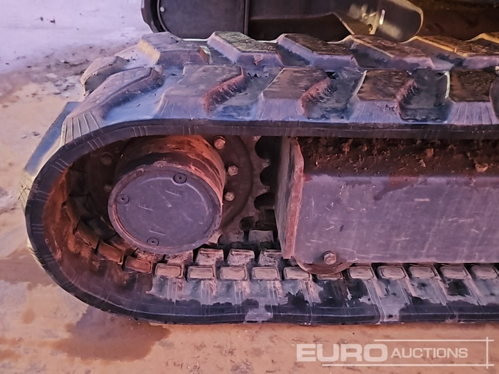 Mini excavator 2022 Develon DX55R-7: picture 12