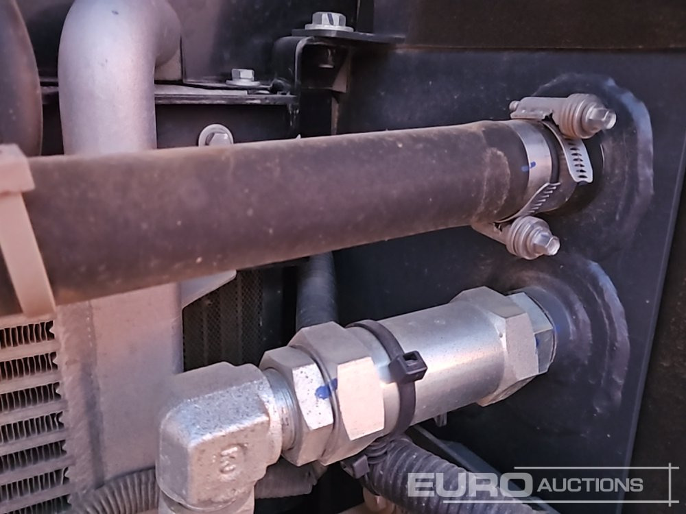 Mini excavator 2022 Develon DX55R-7: picture 44