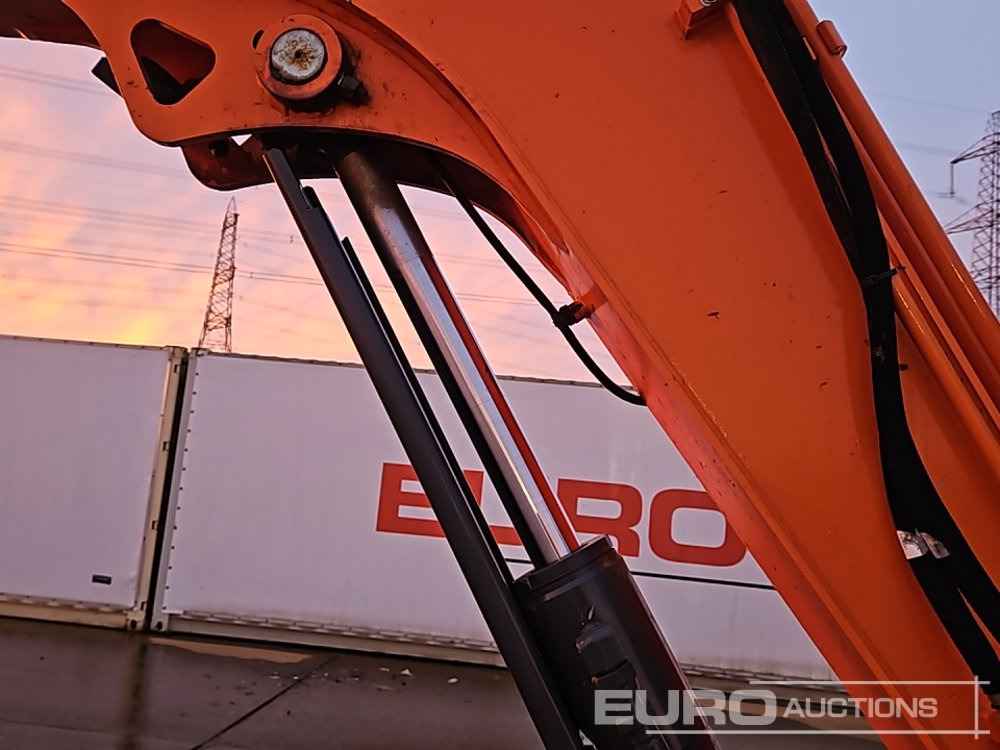 Mini excavator 2022 Develon DX55R-7: picture 31