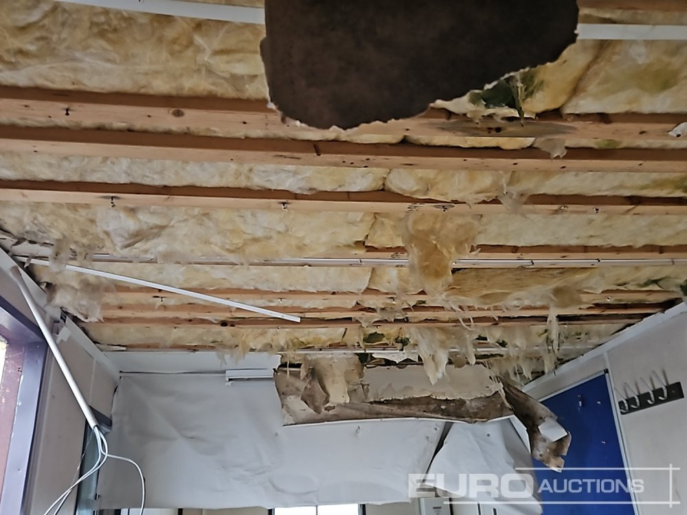 Shipping container 30' x 9' Containerised Office (Cannot Be Reconsigned): picture 13 Shipping container 30' x 9' Containerised Office (Cannot Be Reconsigned): picture 13