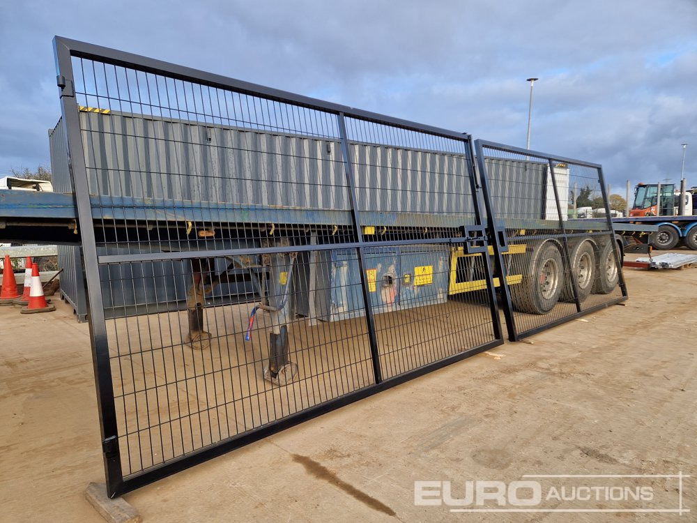 4m x 2.3m Heavy Duty Galvanized Powder Coated Gate (2 of), 100mm x 100mm Post (2 of), Assembly Kit (Black) - Construction equipment: picture 3 4m x 2.3m Heavy Duty Galvanized Powder Coated Gate (2 of), 100mm x 100mm Post (2 of), Assembly Kit (Black) - Construction equipment: picture 3