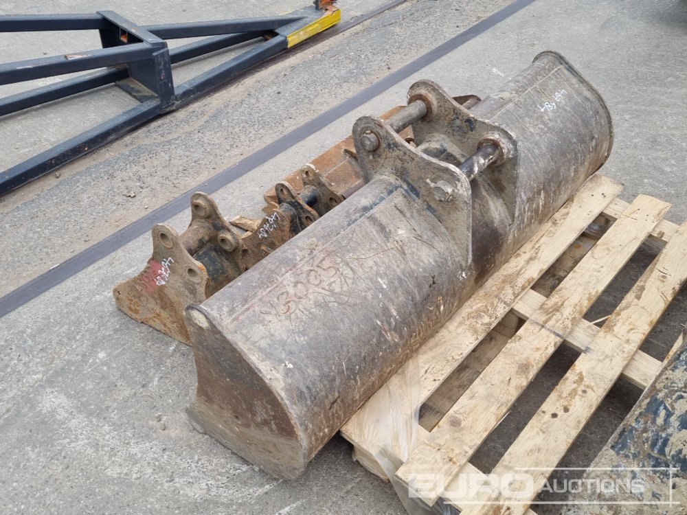 60", 30" Ditching, 10", 6" Digging Bucket 25-40mm Pin to suit Mini Excavator - Bucket: picture 5 60", 30" Ditching, 10", 6" Digging Bucket 25-40mm Pin to suit Mini Excavator - Bucket: picture 5