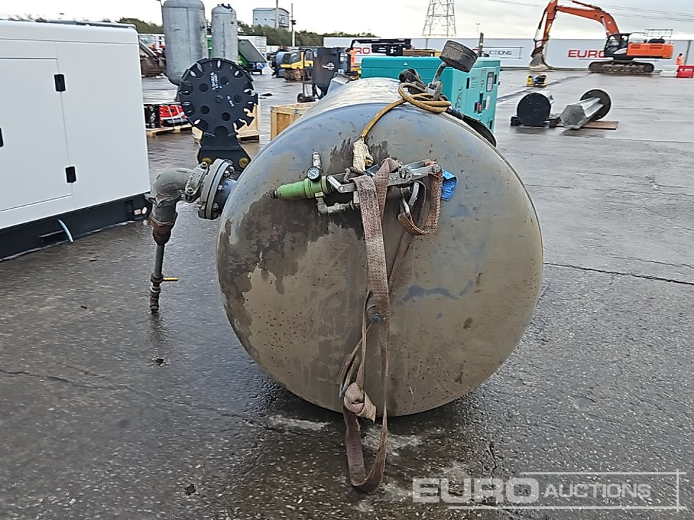 Abbott Pressurised Storage Tank - Construction equipment: picture 4 Abbott Pressurised Storage Tank - Construction equipment: picture 4