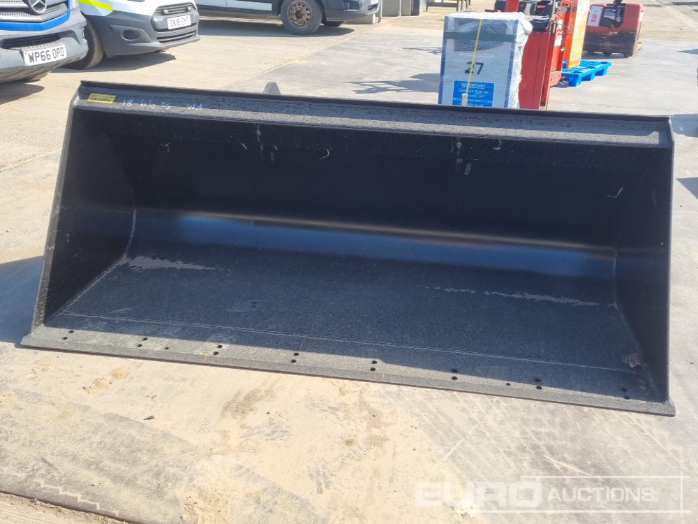 Agricultural machinery Unused Strickland 90" Loading Bucket to suit Manitou Telehandler: picture 8