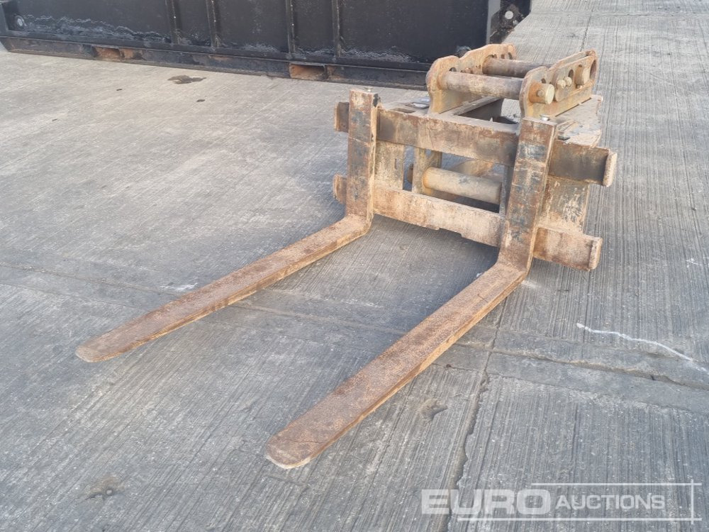 2016 Keen Attachments Pallet Forks 65mm Pin to suit 13 Ton Excavator - Attachment for Excavator: picture 1 2016 Keen Attachments Pallet Forks 65mm Pin to suit 13 Ton Excavator - Attachment for Excavator: picture 1