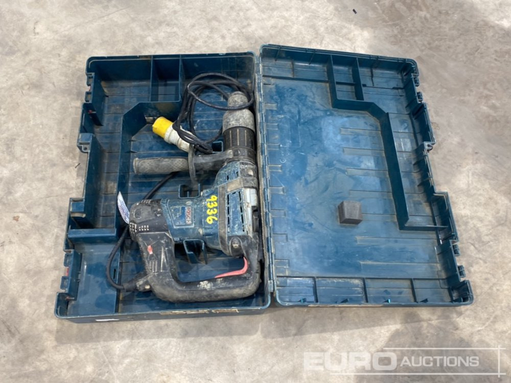 Bosch 110 Volt Breaker - Construction equipment: picture 2 Bosch 110 Volt Breaker - Construction equipment: picture 2