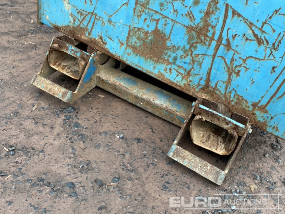 Conquip Tipping Skip to suit Forklift - Tipping skip: picture 5 Conquip Tipping Skip to suit Forklift - Tipping skip: picture 5
