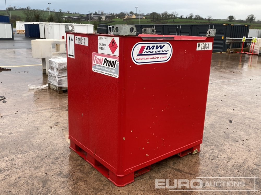 Fuel Proof 900Litre Static Fuel Bowser - Storage tank: picture 3 Fuel Proof 900Litre Static Fuel Bowser - Storage tank: picture 3