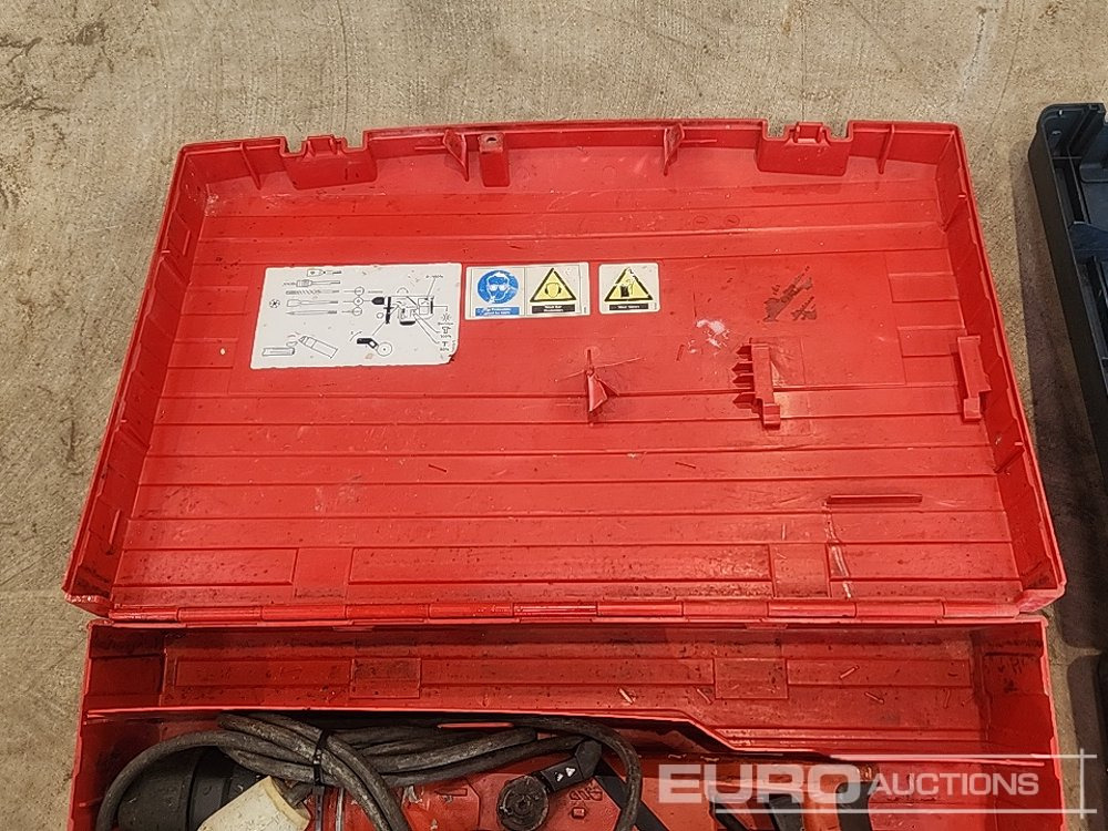 Hilti TE74 & BOSCH 110 Volt Breaker (2 of) - Construction equipment: picture 5 Hilti TE74 & BOSCH 110 Volt Breaker (2 of) - Construction equipment: picture 5