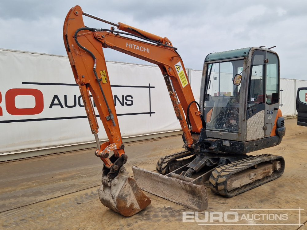 Hitachi ZX30 CLR - Mini excavator: picture 1 Hitachi ZX30 CLR - Mini excavator: picture 1