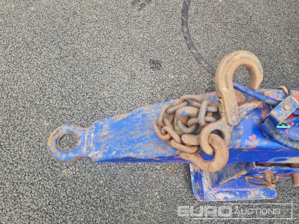 Storage tank Hodge Single Axle Fuel Bowser, 12 Voly Pump: picture 10