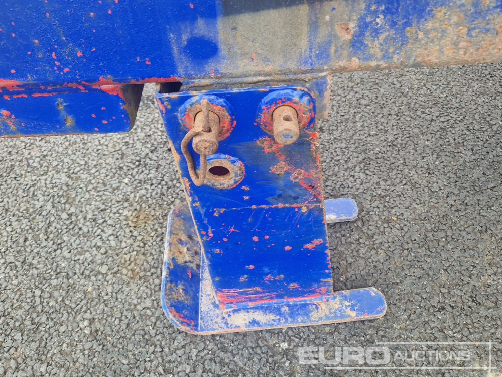 Storage tank Hodge Single Axle Fuel Bowser, 12 Voly Pump: picture 14