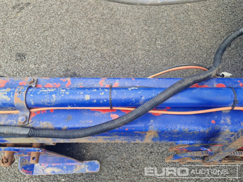 Storage tank Hodge Single Axle Fuel Bowser, 12 Voly Pump: picture 12