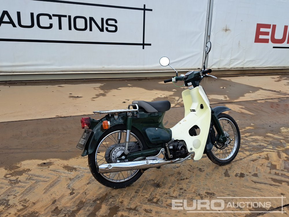 Honda 50 Supercub - Motorcycle: picture 5 Honda 50 Supercub - Motorcycle: picture 5