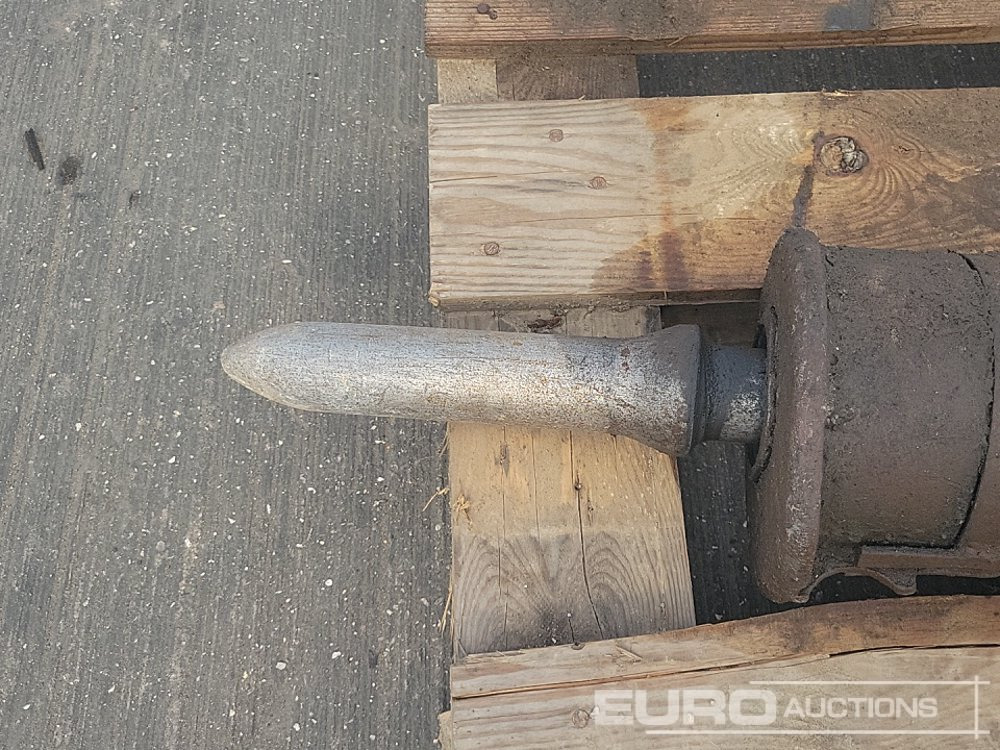 Hydraulic hammer Hydraulic Breaker 35mm Pin to suit Mini Excavator: picture 11