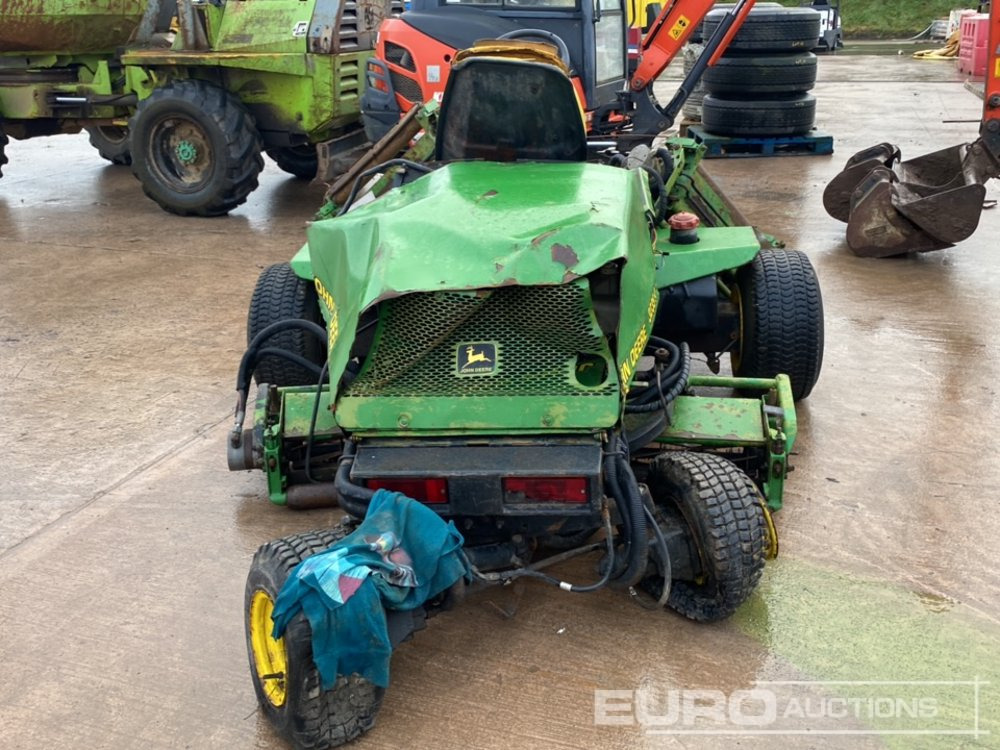 John Deere 3235A - Garden mower: picture 4 John Deere 3235A - Garden mower: picture 4