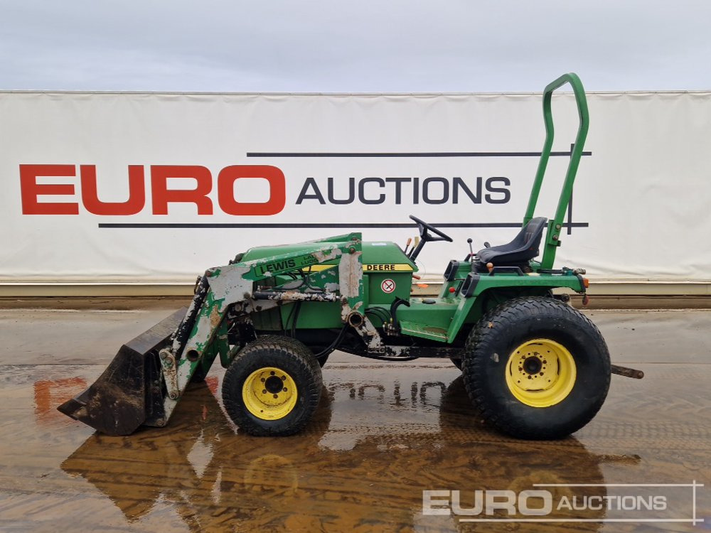 John Deere 955 - Compact tractor: picture 2 John Deere 955 - Compact tractor: picture 2