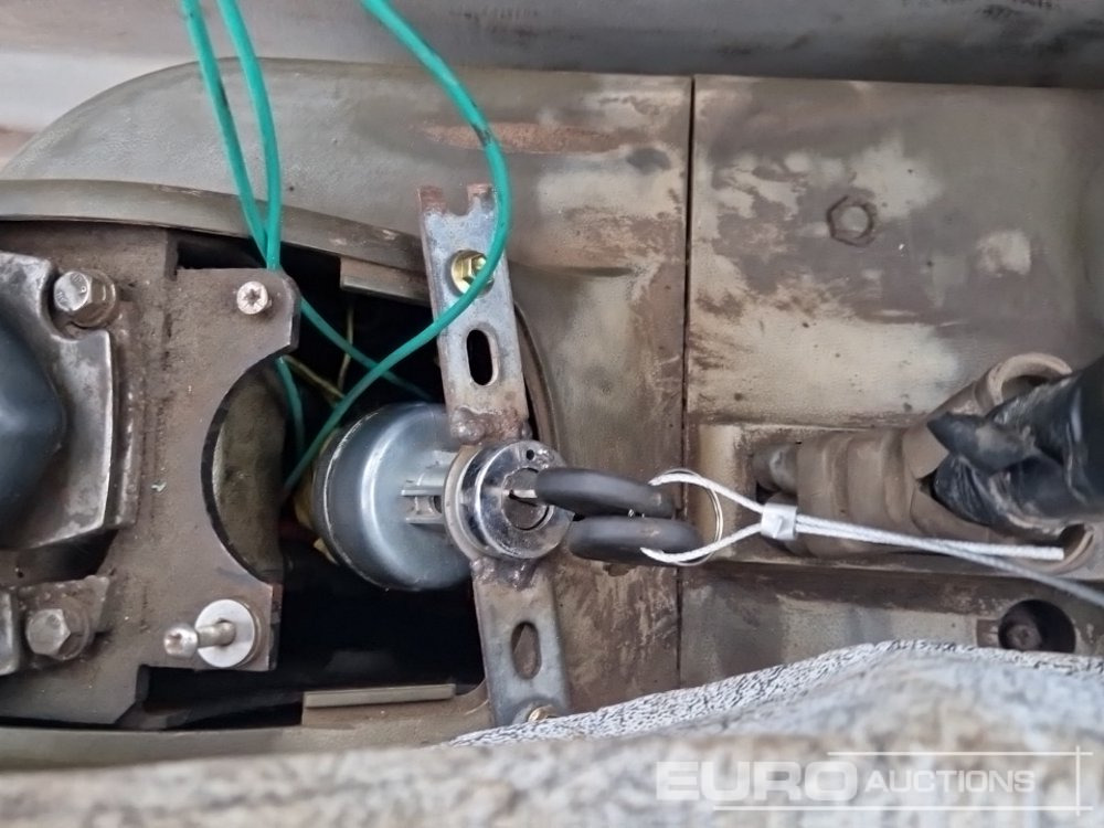 Mini excavator Kobelco SK60-C: picture 38